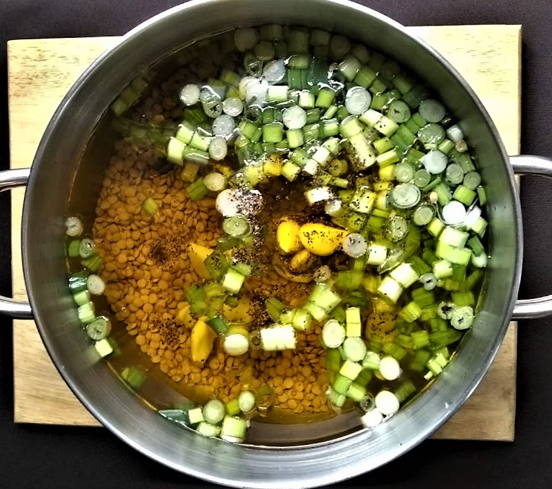lentil broth before it is cooked